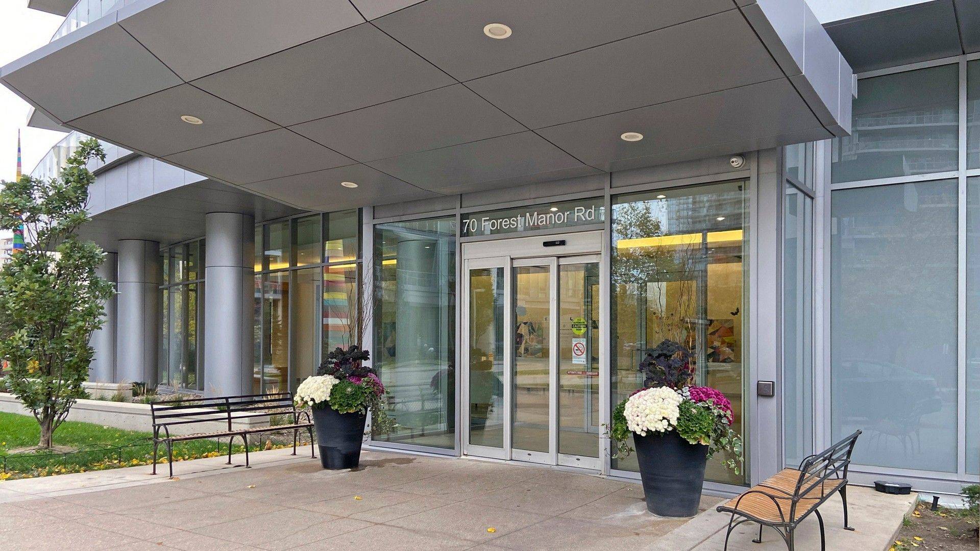 Toronto C15, ON M2J 0A9,70 Forest Manor RD #1401