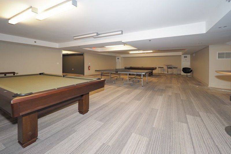 Toronto C01, ON M6J 0C7,36 Lisgar ST ##821W