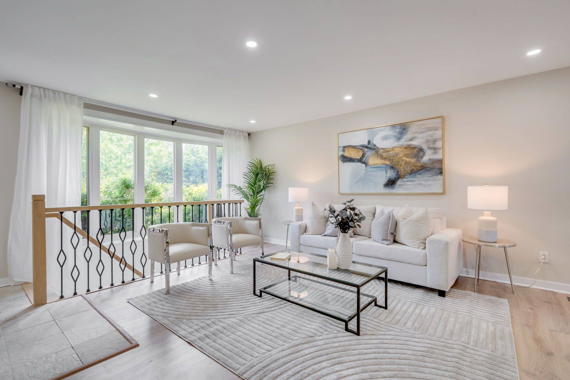 75 Samson CRES, Toronto E09, ON M1G 1N2