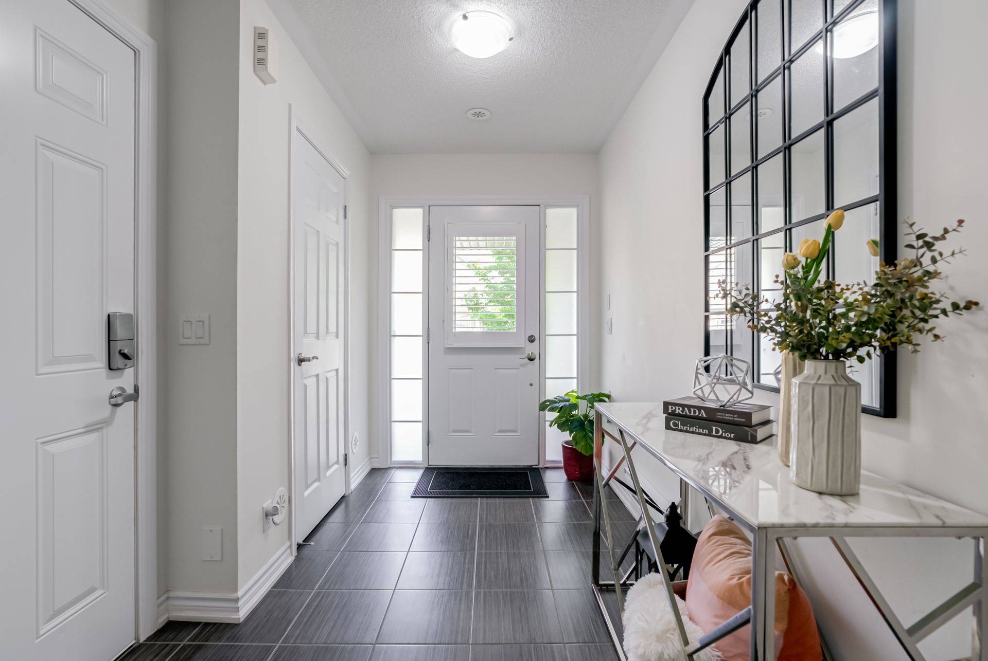 Oshawa, ON L1L 0J4,52 Nearco CRES