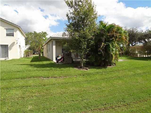 Parkland, FL 33067,7953 NW 70th Ave