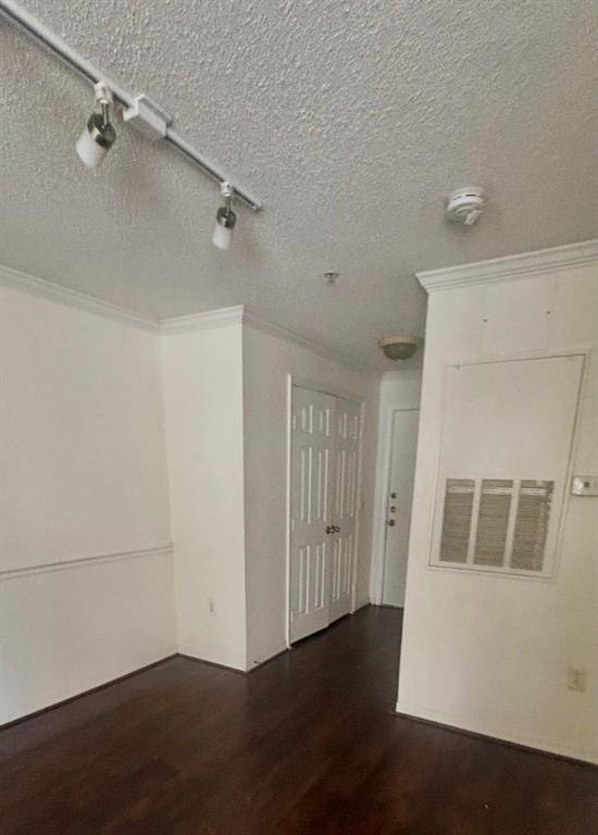 Tampa, FL 33647,18001 Richmond Place DR #935