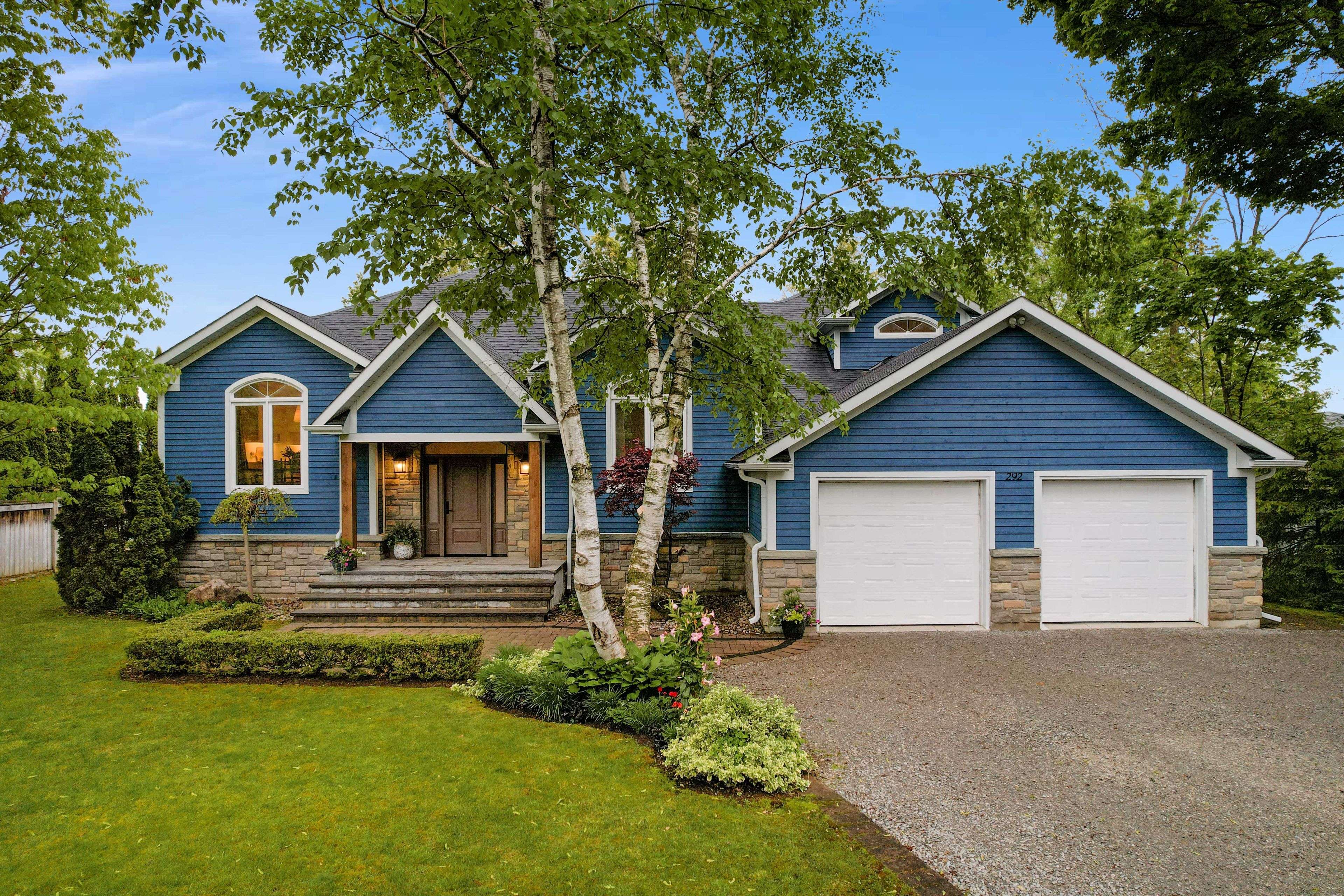 292 Trillium PL, Innisfil, ON L9S 2X7