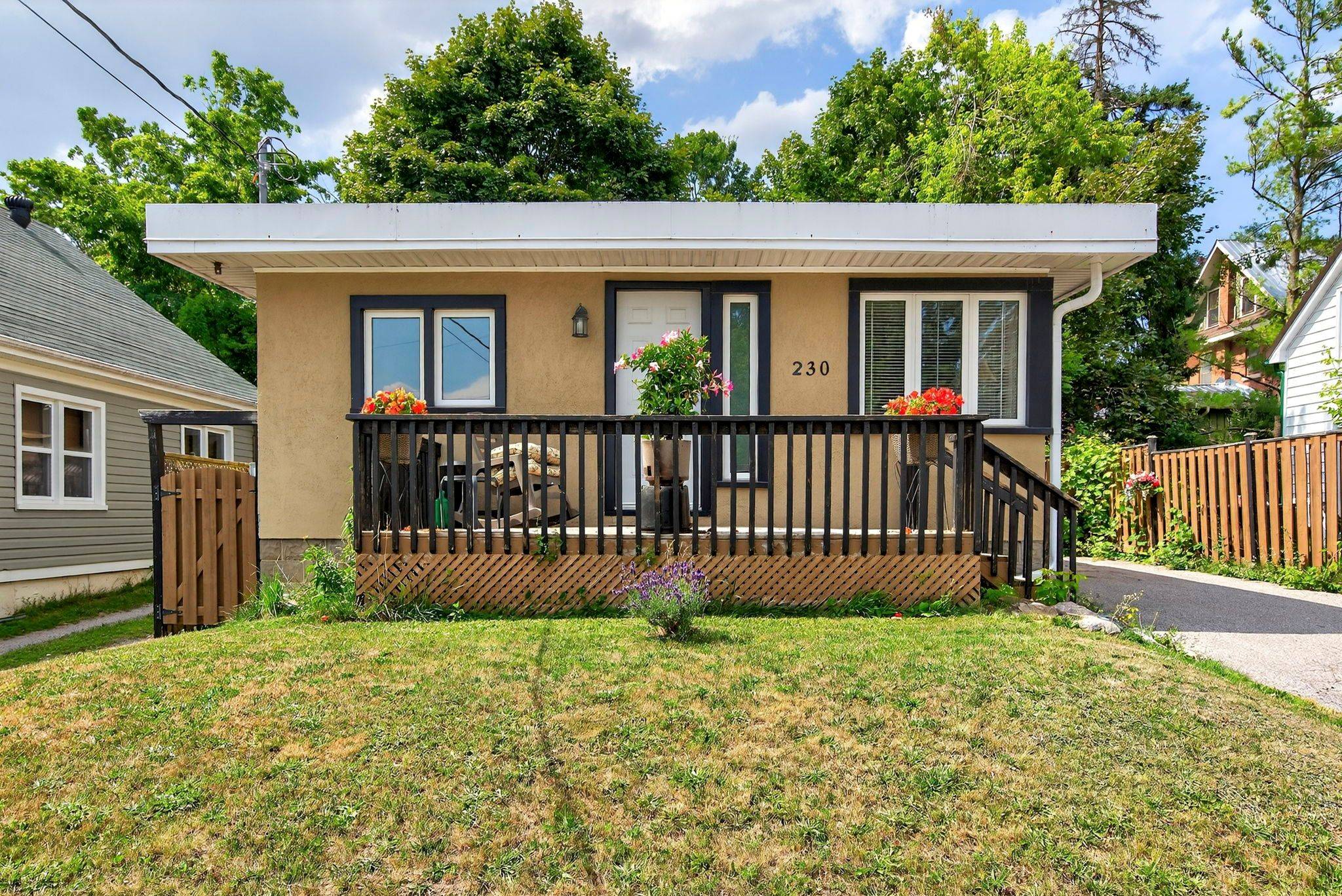 230 Nottawasaga ST, Orillia, ON L3V 3K3