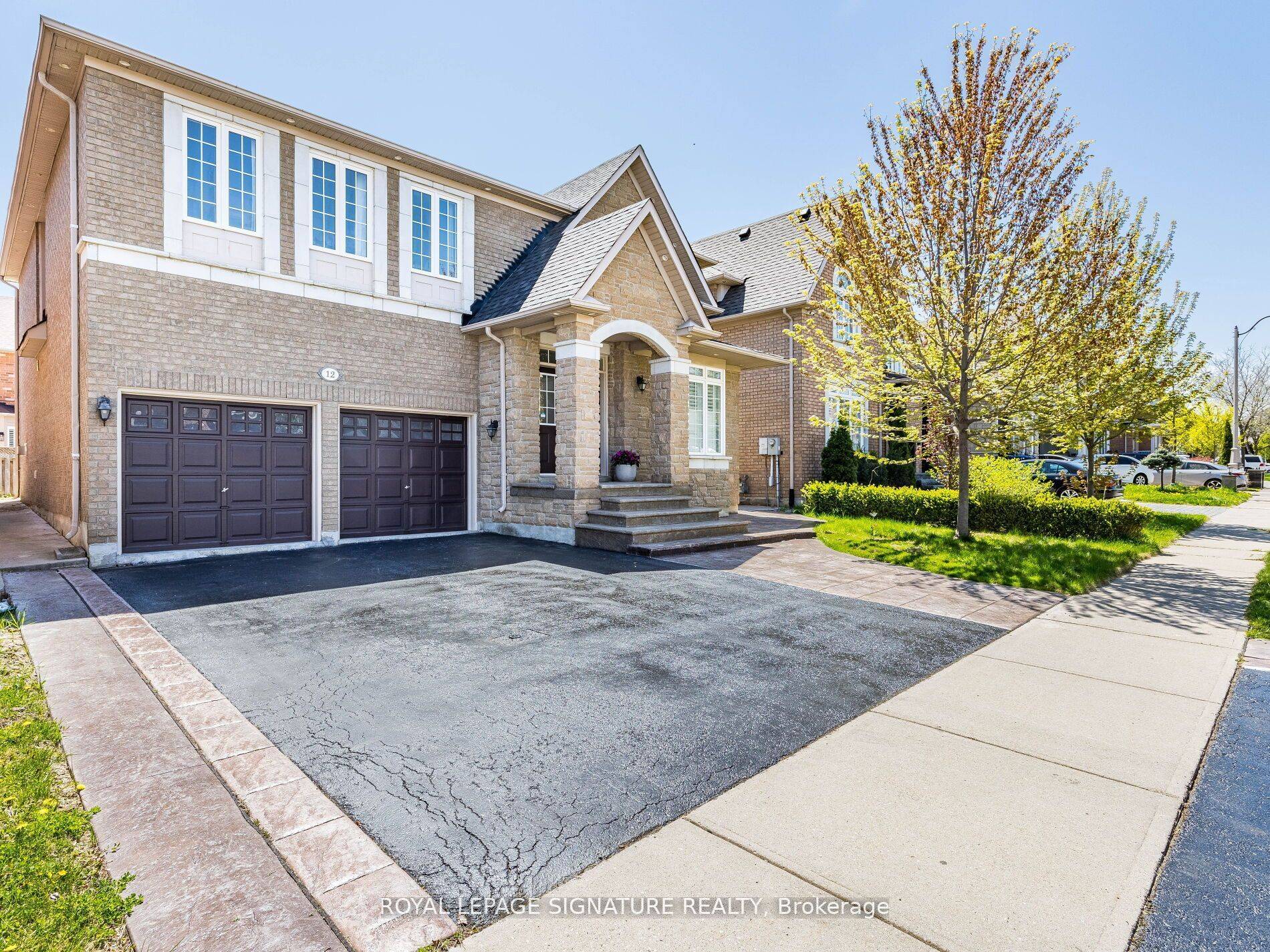 Brampton, ON L6R 2X9,12 Northface CRES
