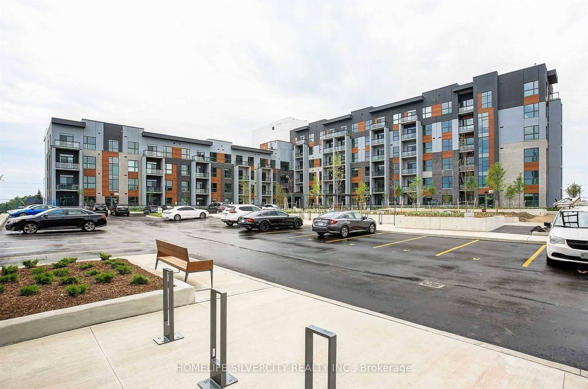95 Dundas ST #327, Oakville, ON L6M 5N4