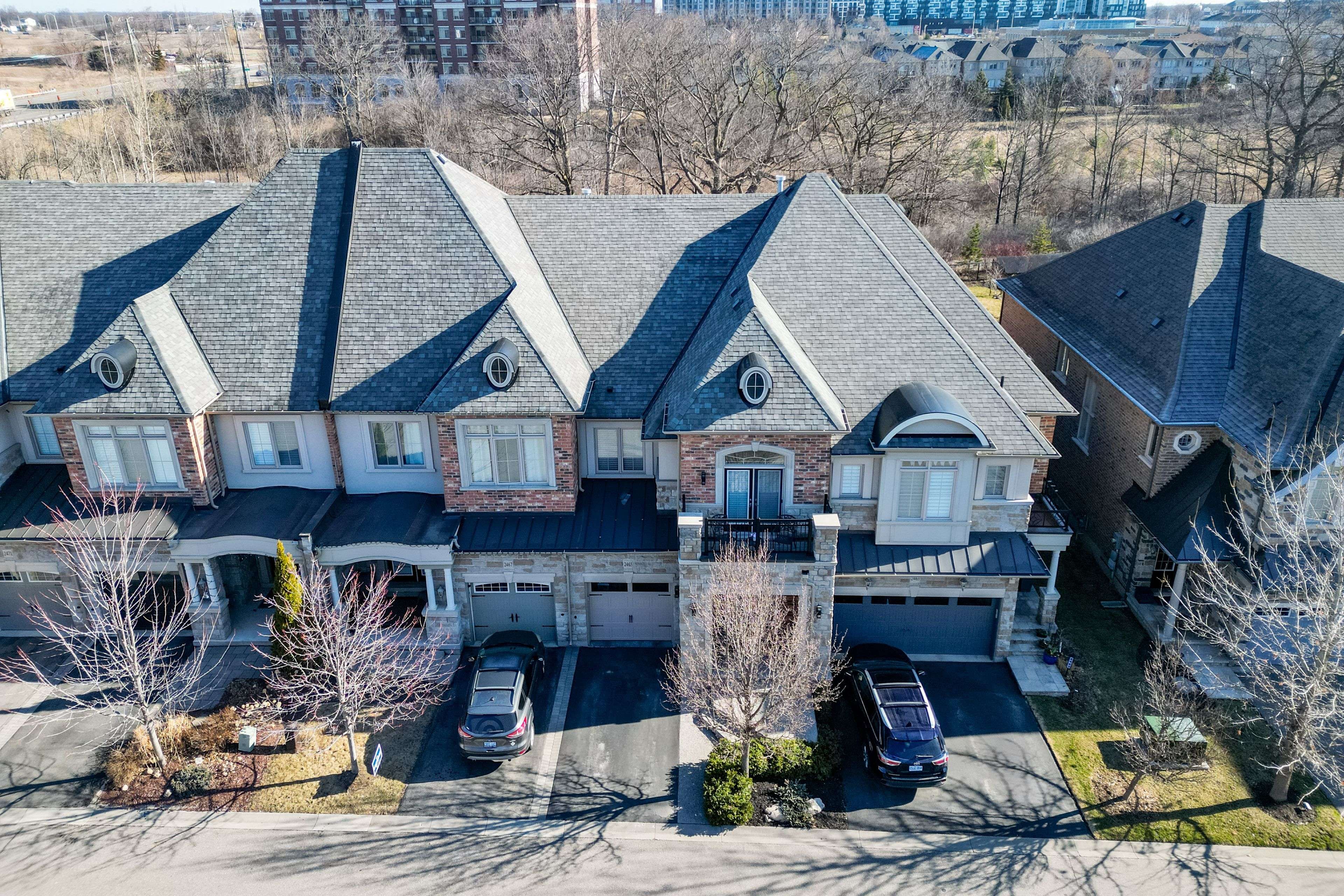 2465 Village Common ST, Oakville, ON L6M 0S2