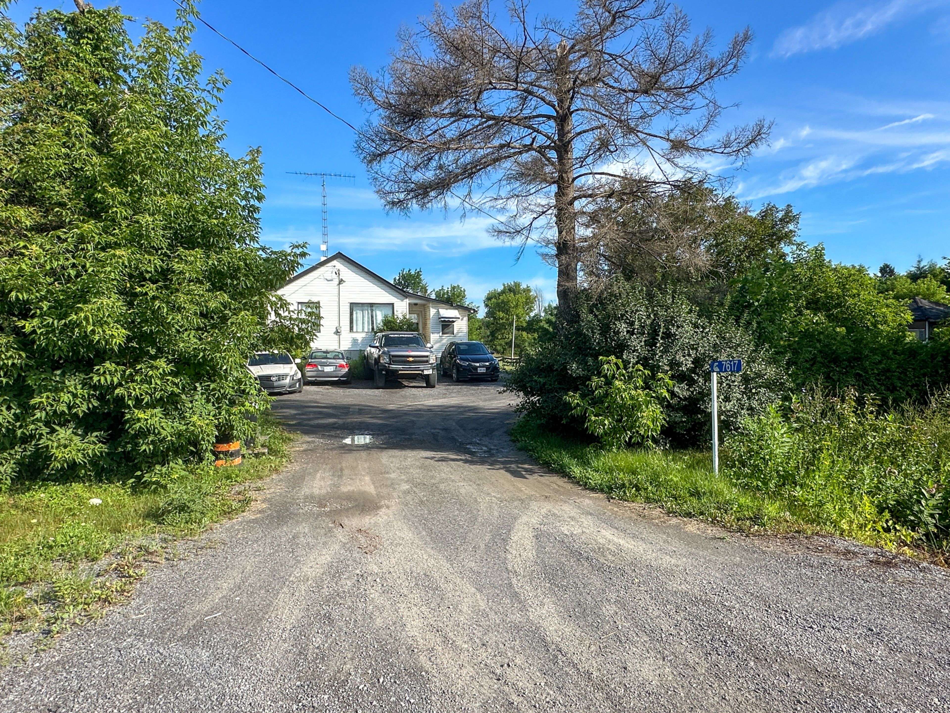 7617 Flewellyn RD, Stittsville - Munster - Richmond, ON K2S 1B6