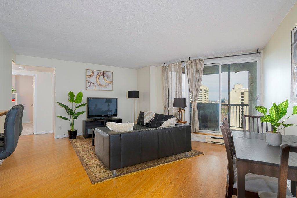Mooneys Bay - Carleton Heights And Area, ON K2C 3L6,900 Dynes RD #1703