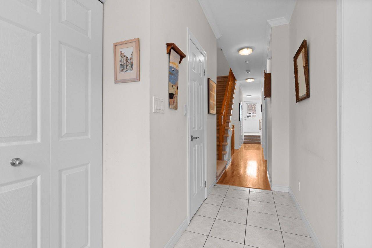 Kingston, ON K7M 1E3,30 Yonge ST