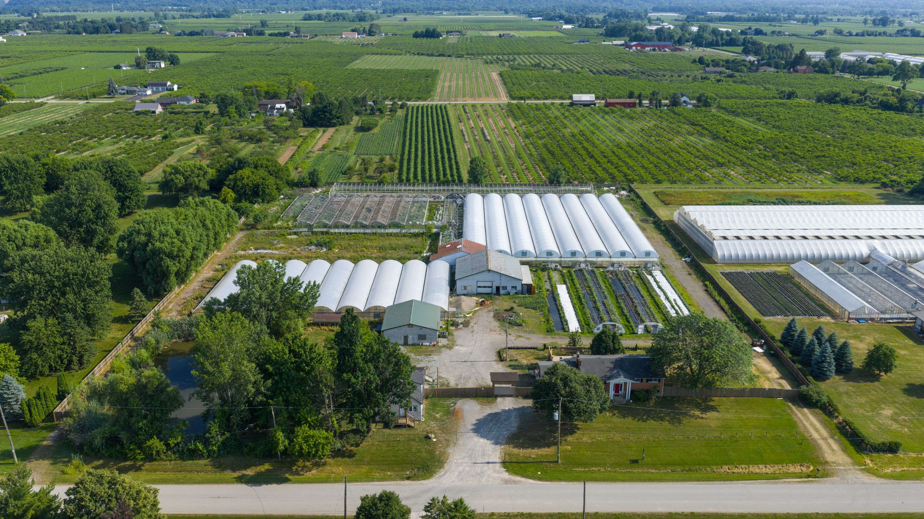 1269 1273 Larkin RD E, Niagara-on-the-lake, ON L0S 1J0