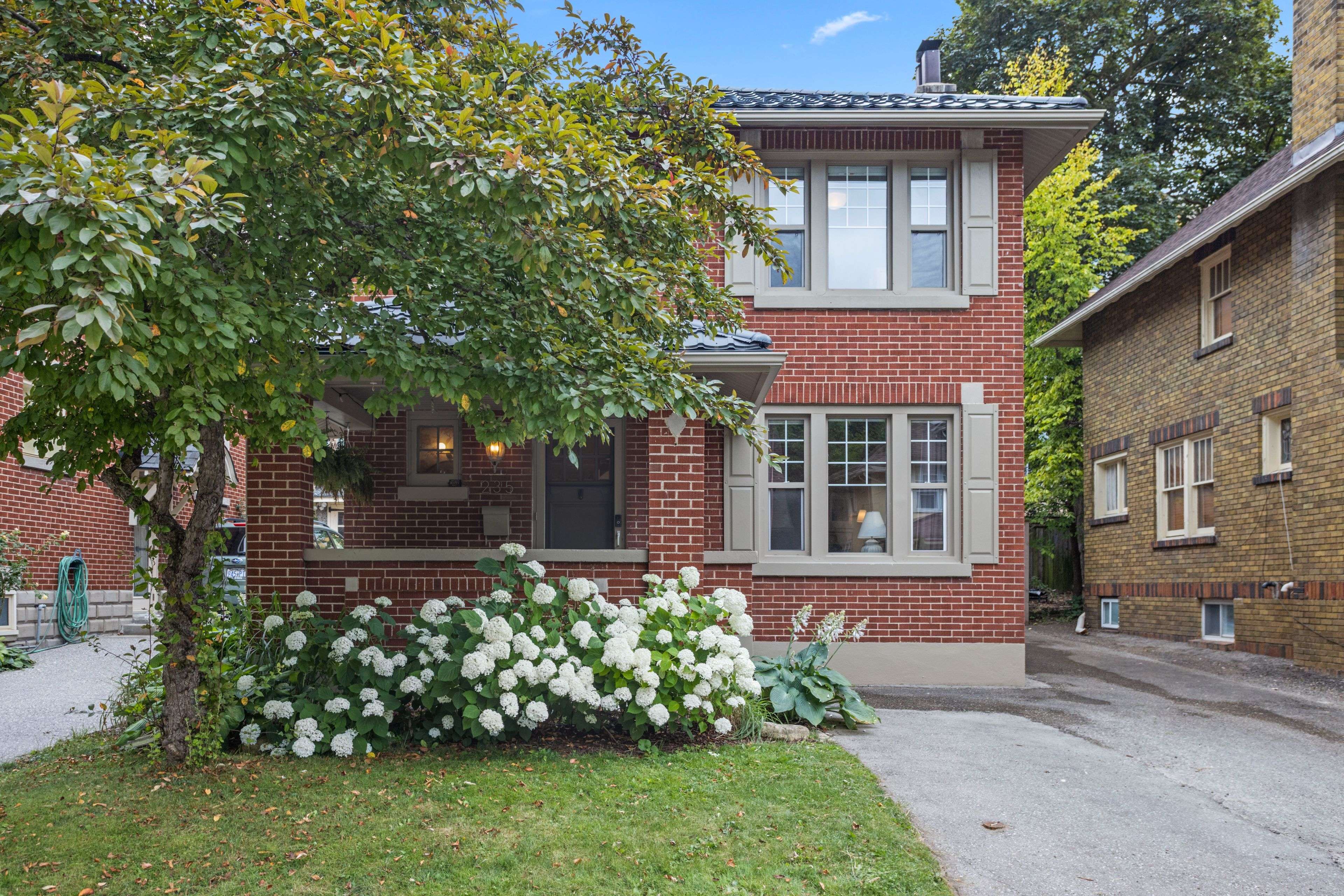 235 Sherwood AVE, London East, ON N6A 2G1
