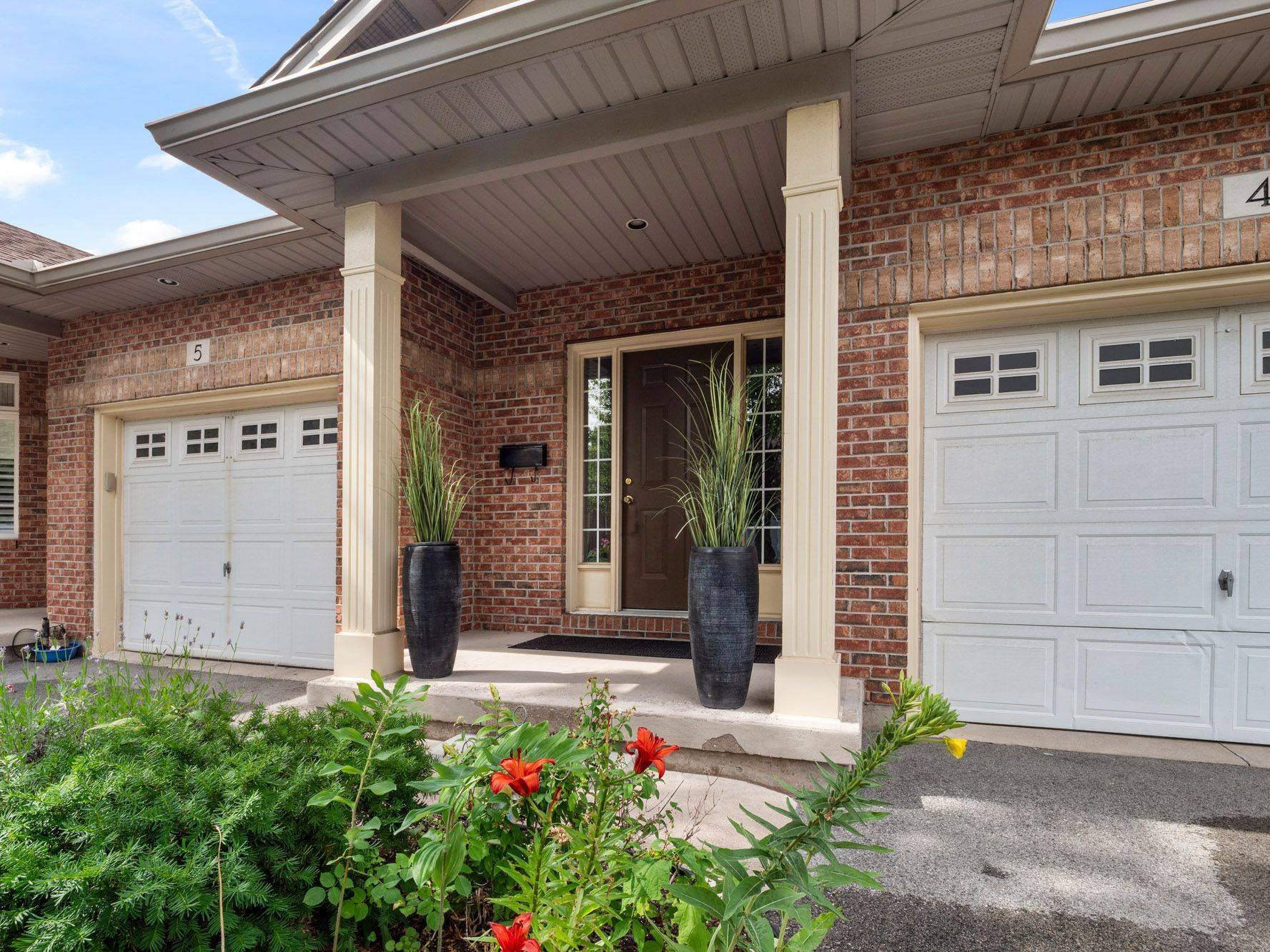 Niagara Falls, ON L2G 4L2,5595 Drummond RD #4