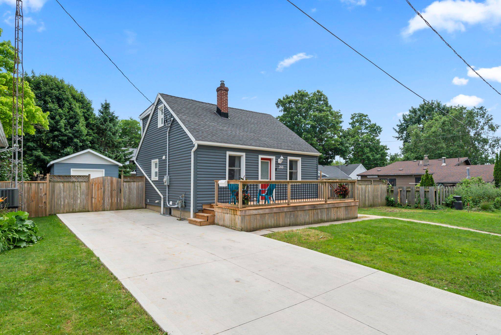 North Perth, ON N4W 2L7,260 Lillico AVE S