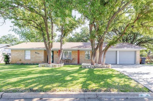 2017 High, Brady, TX 76825