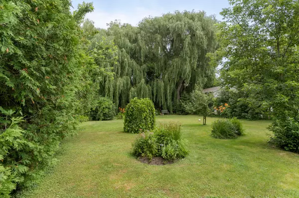 Clarington, ON L1C 3K3,2225 Holt RD