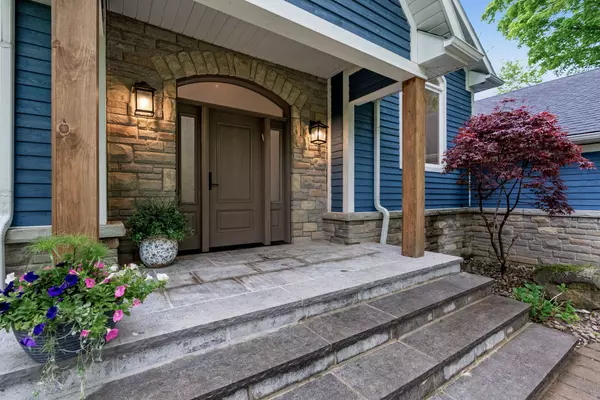 Innisfil, ON L9S 2X7,292 Trillium PL