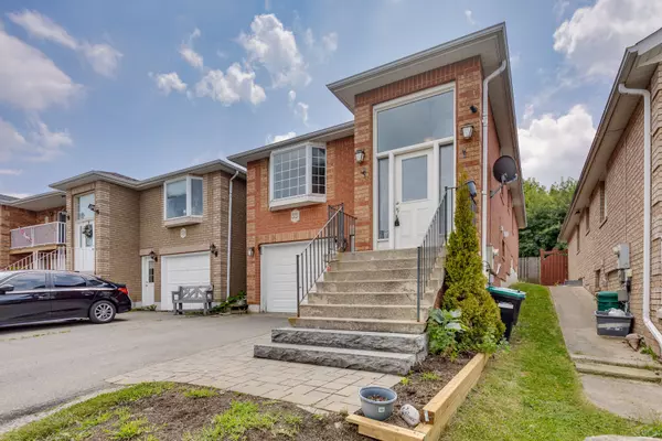 Bradford West Gwillimbury, ON L3Z 3A6,55 Breeze DR