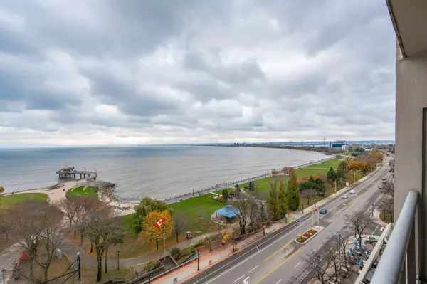Burlington, ON L7S 1B5,1477 Lakeshore RD #1003