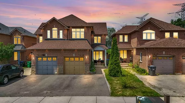 Mississauga, ON L5N 8A7,7610 Black Walnut TRL