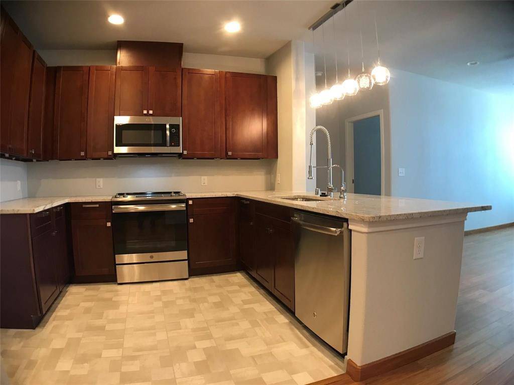 Carrollton, TX 75006,1220 W Trinity Mills Road #3012