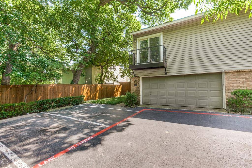 Dallas, TX 75231,7450 Holly Hill Drive #115