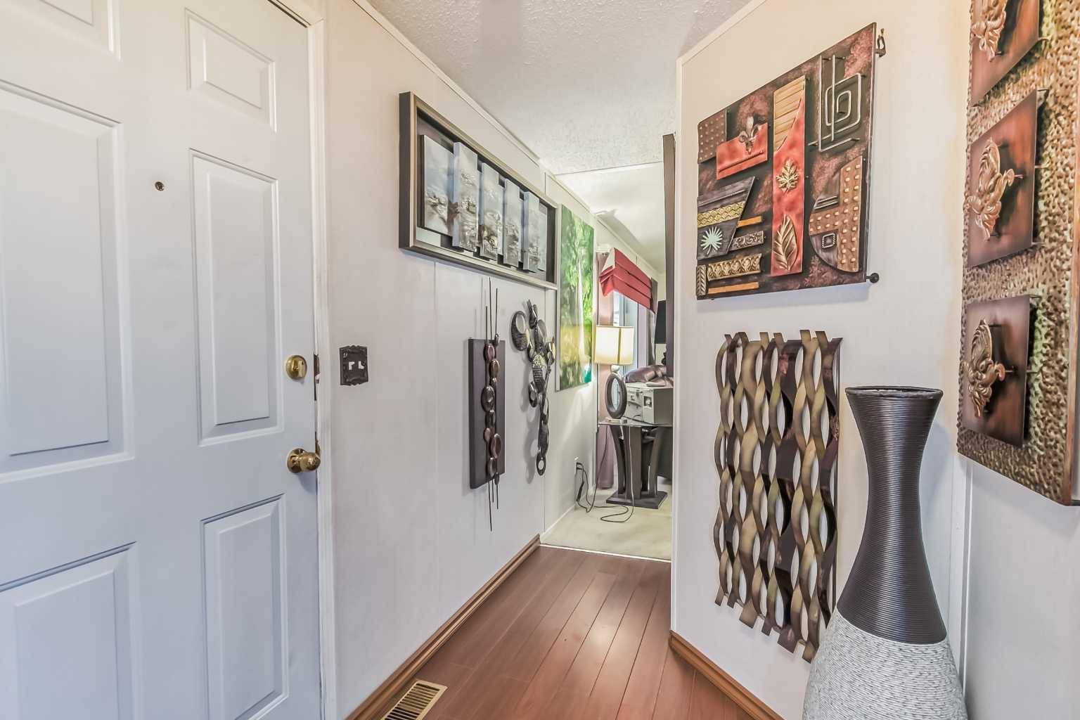 Calgary, AB T3B 5N4,3223 83 ST NW #227