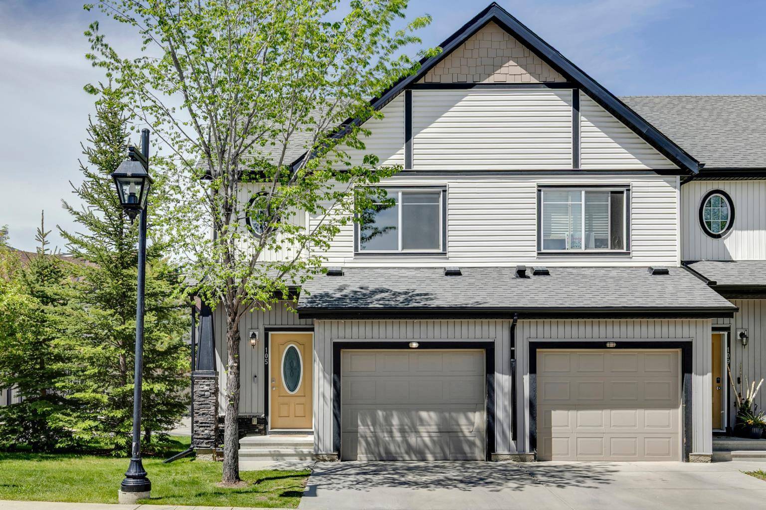 105 Copperpond LNDG Southeast, Calgary, AB T2Z 1G6