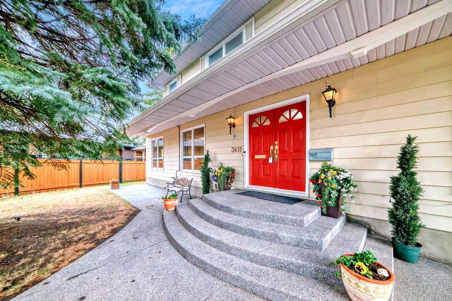 3611 Umber PL NW, Calgary, AB T2N4B1