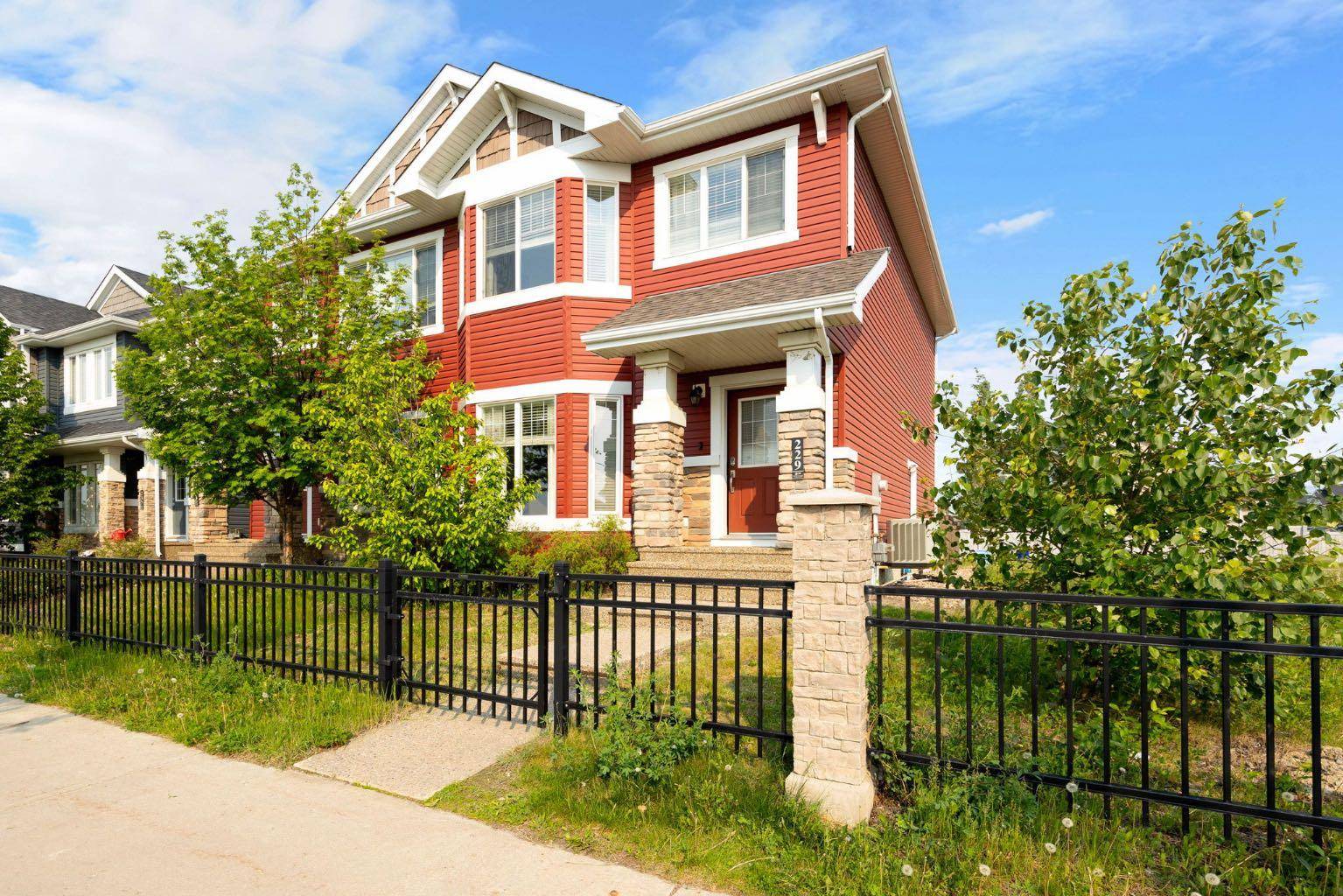 229 Heritage DR, Fort Mcmurray, AB T9K 0X9
