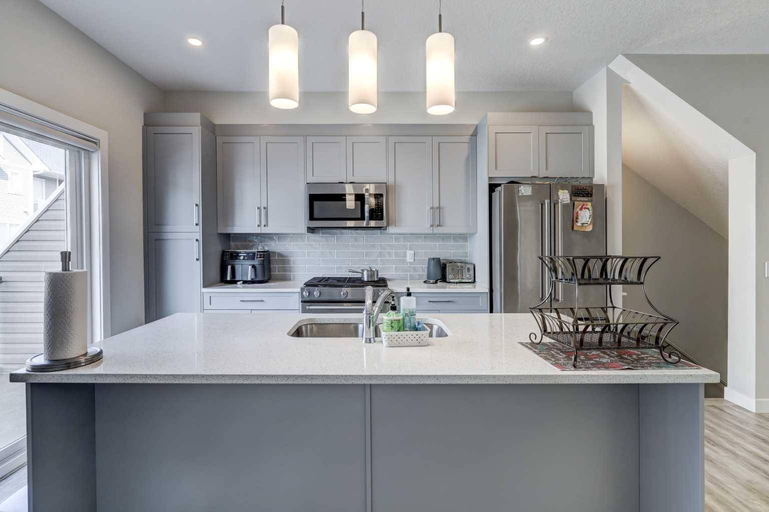 476 Canals XING Southwest, Airdrie, AB T4B 4L3
