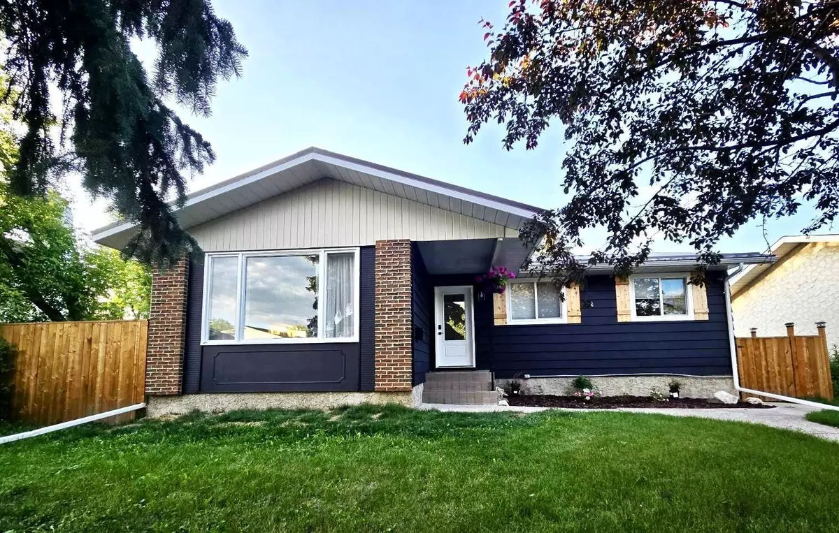 Red Deer, AB T4P 1L3,34 Pennington CRES