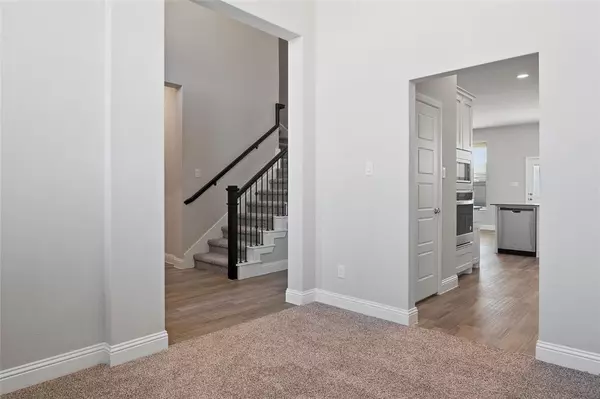 Mansfield, TX 76063,1105 Whispering Hill Drive