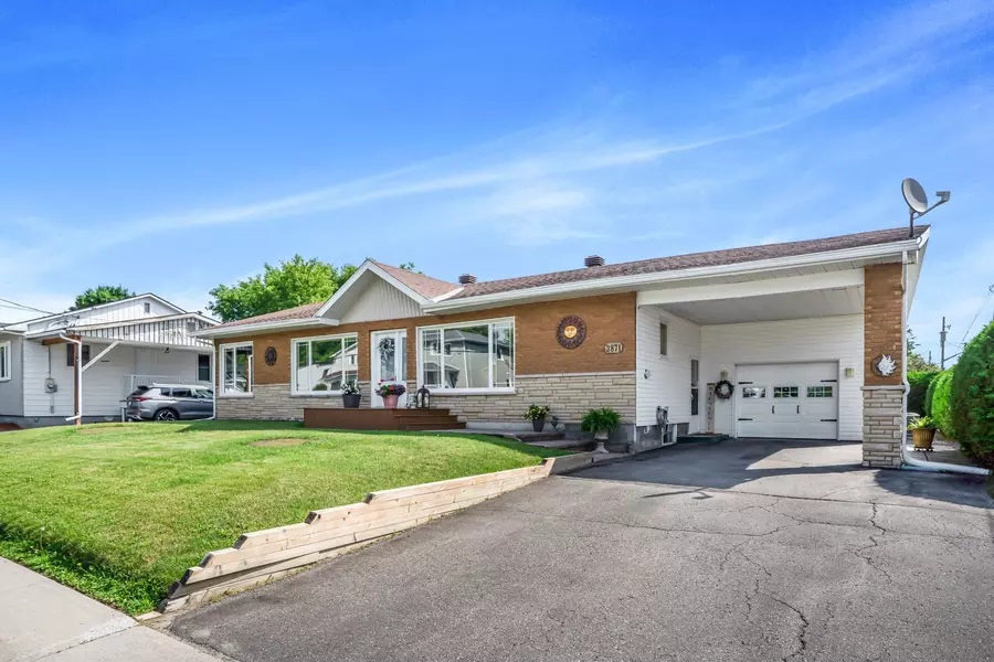 3871 Champlain ST, Clarence-rockland, ON K0A 1E0