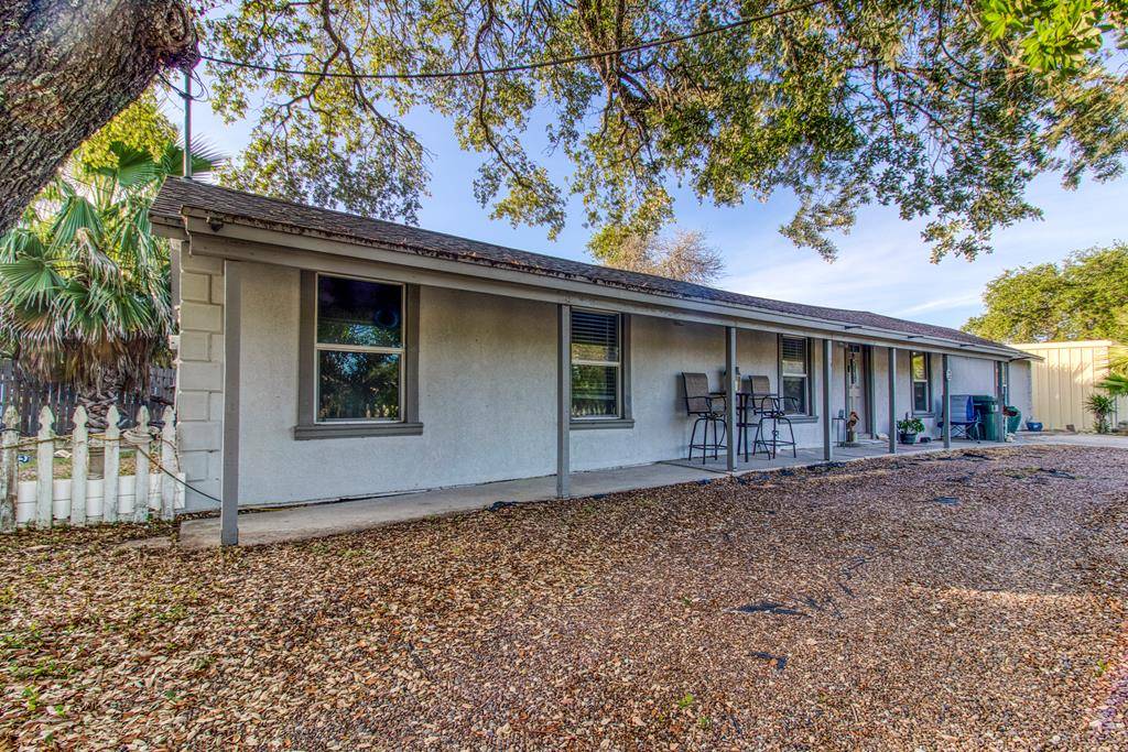 2222 S Commercial St, Aransas Pass, TX 78336