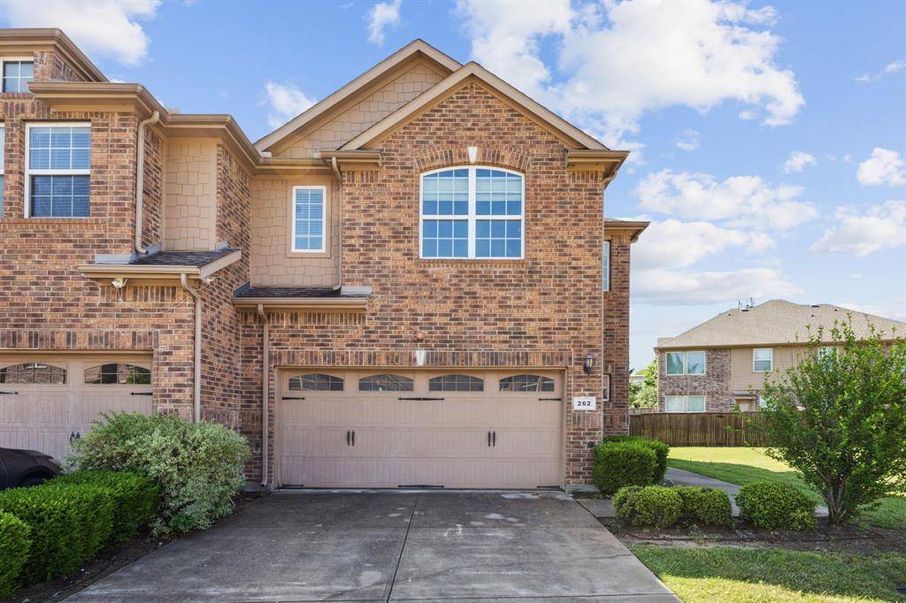 Lewisville, TX 75067,262 Barrington Lane