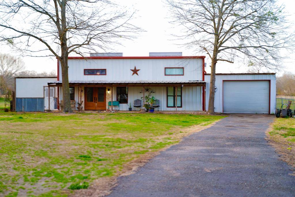 Murchison, TX 75778,6187 Mockingbird Lane