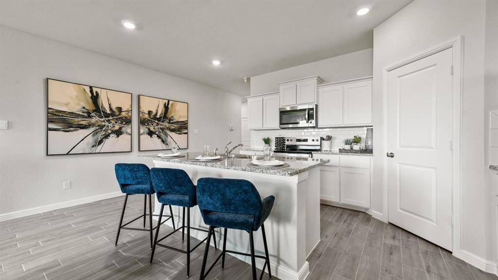 Grandview, TX 76050,164 Trinity Street