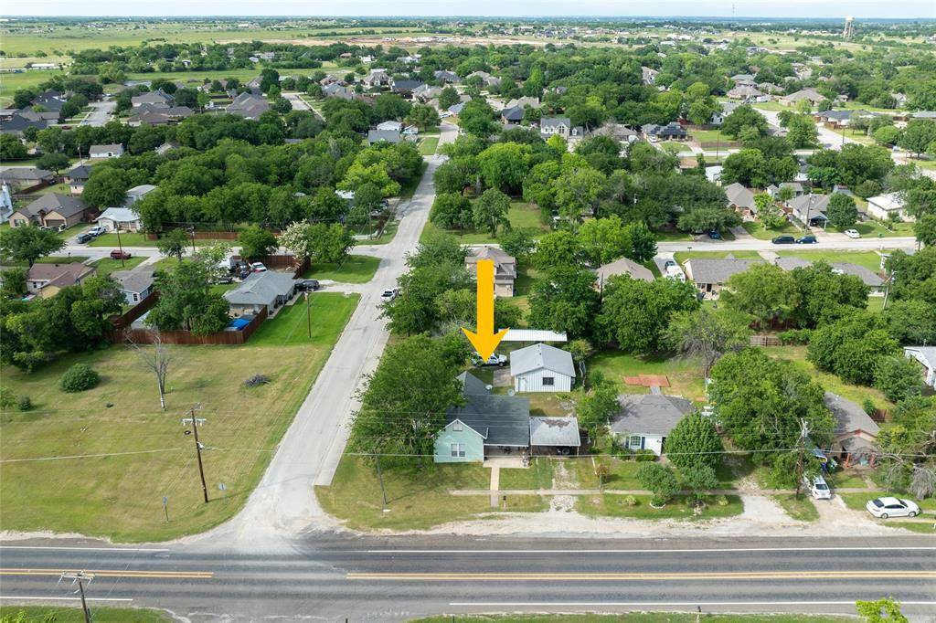 Krum, TX 76249,442 W Mccart Street