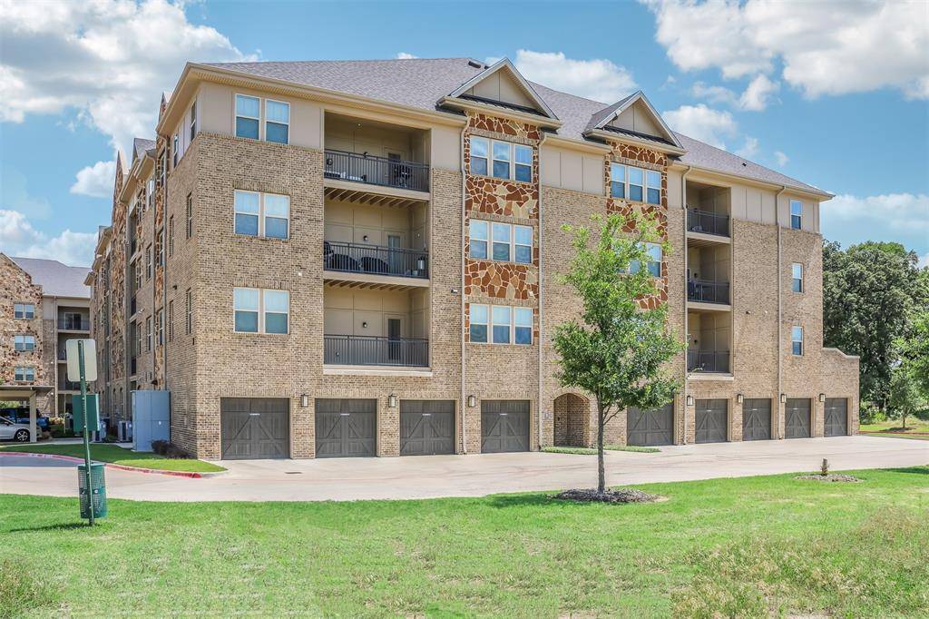Farmers Branch, TX 75234,1735 Wittington Place #2402