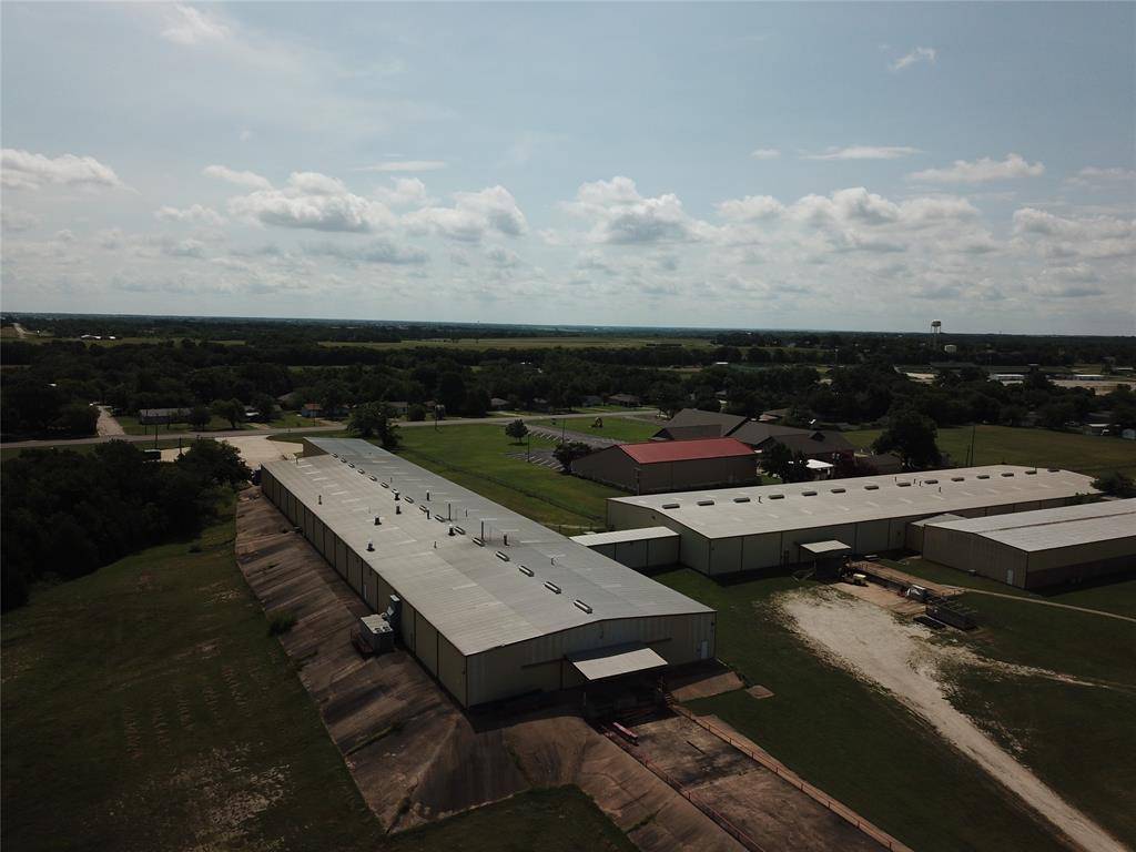 Howe, TX 75459,811 N Collins Freeway