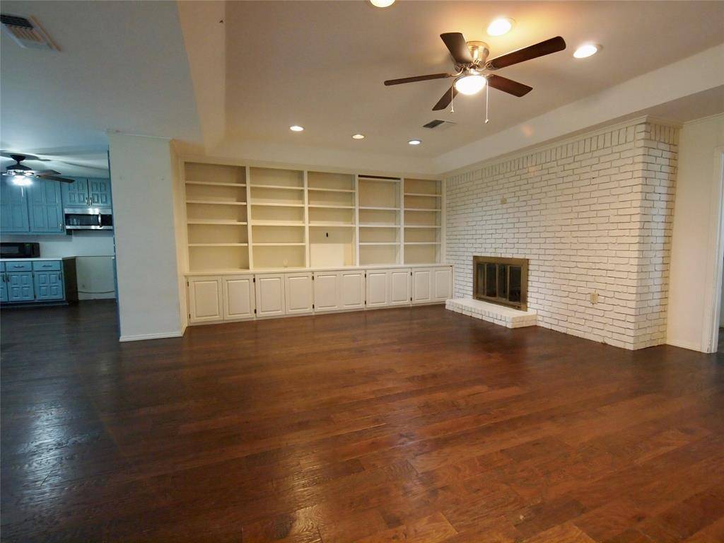 Graham, TX 76450,925 Kintner