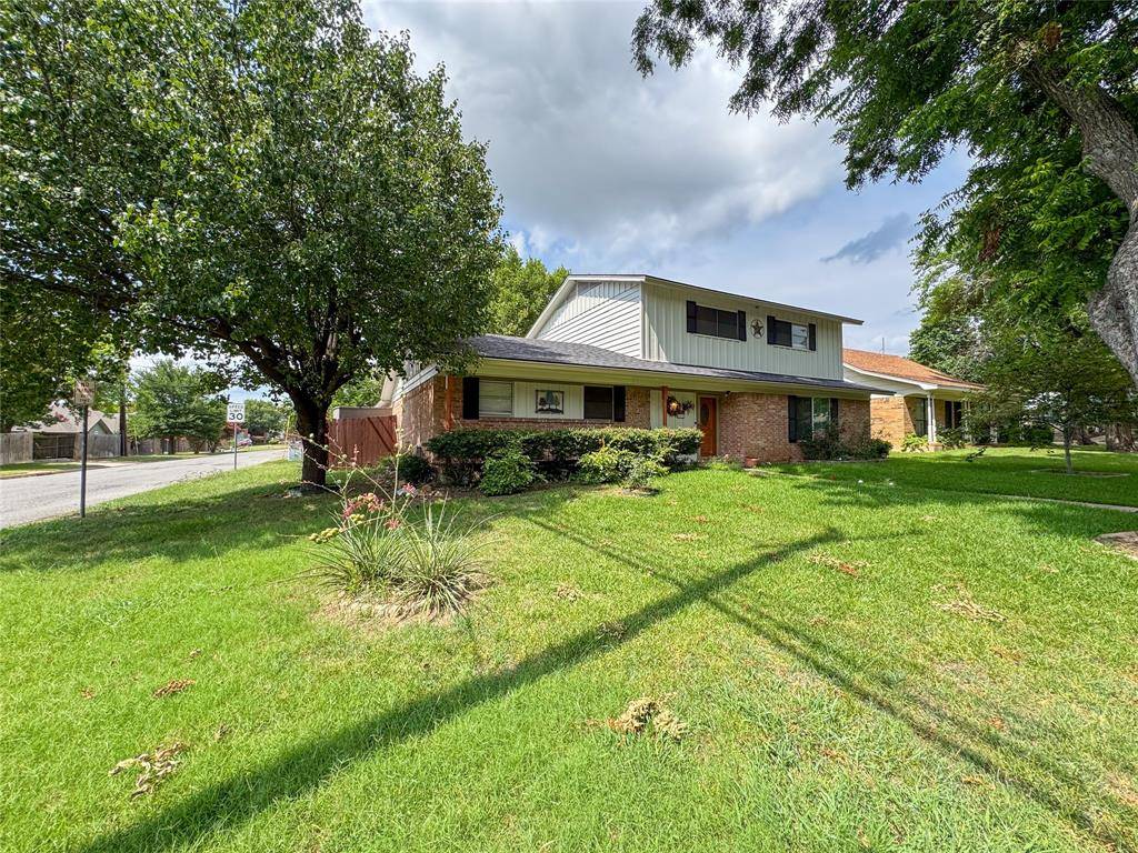 Sherman, TX 75092,1213 Idlewood Drive