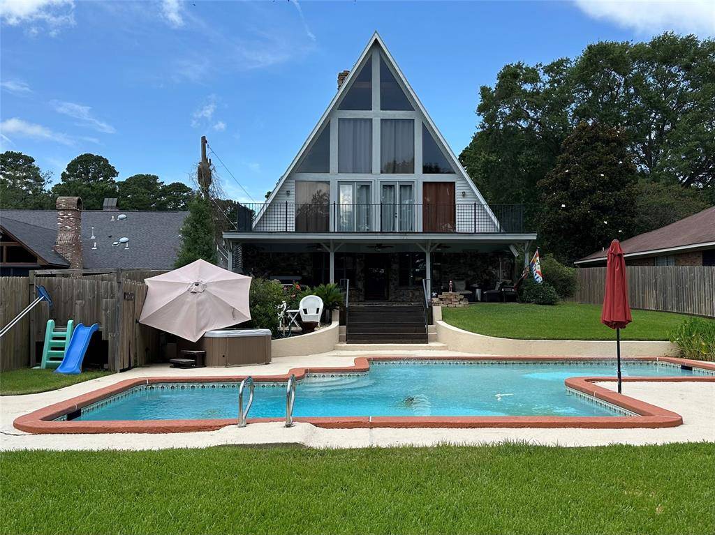 5221 S Lakeshore Drive, Shreveport, LA 71109