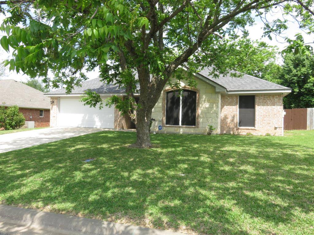 Gatesville, TX 76528,304 Woods Drive