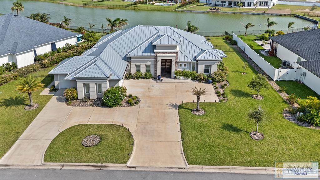 4 SAWGRASS CT., Laguna Vista, TX 78578