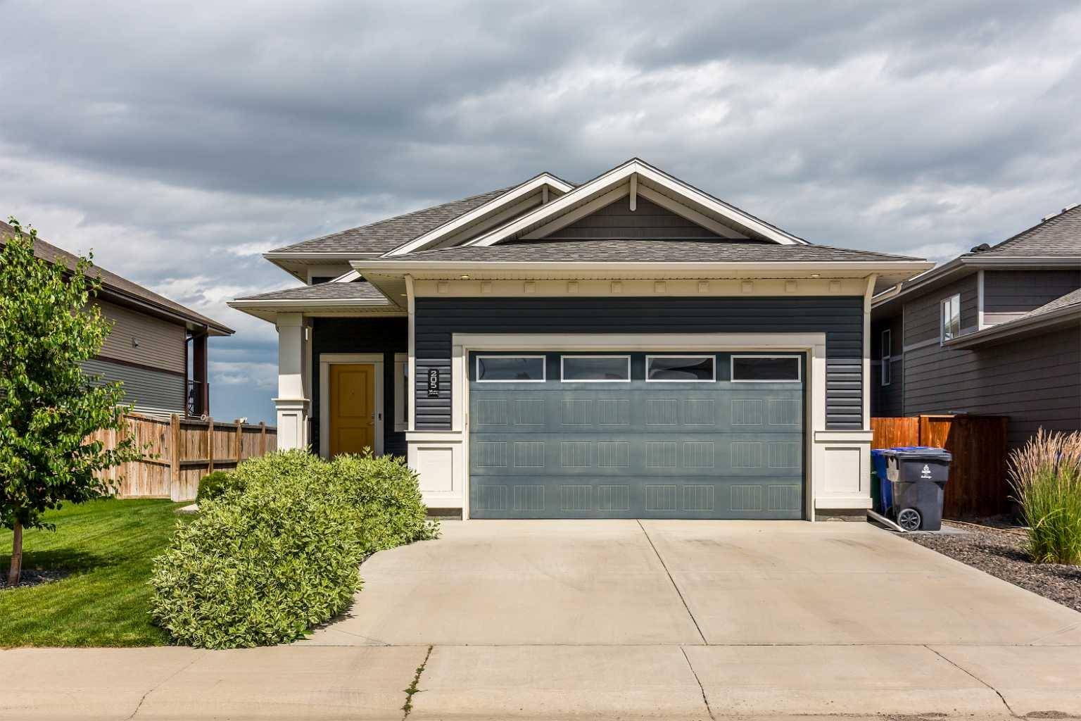 205 Lasalle TER W, Lethbridge, AB T1J 5G9