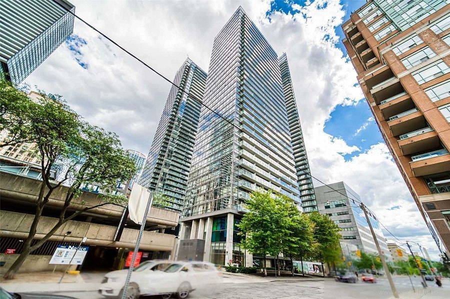 Toronto C01, ON M4Y 3G5,37 Grosvenor ST #504