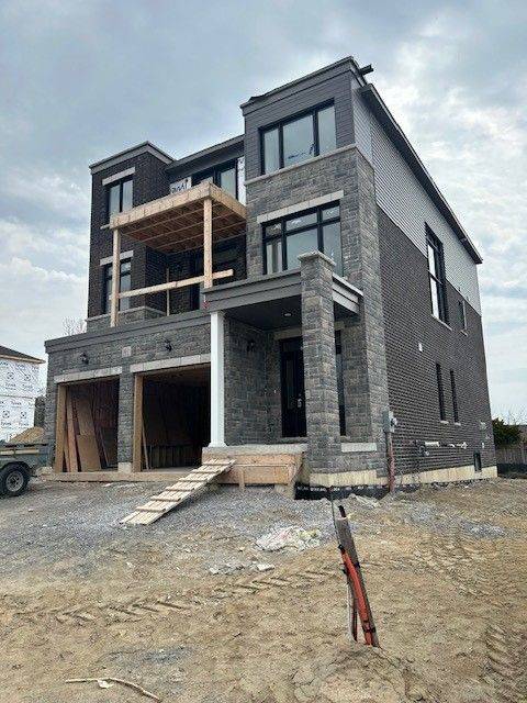 965 Queensdale AVE, Oshawa, ON L1H 1H4