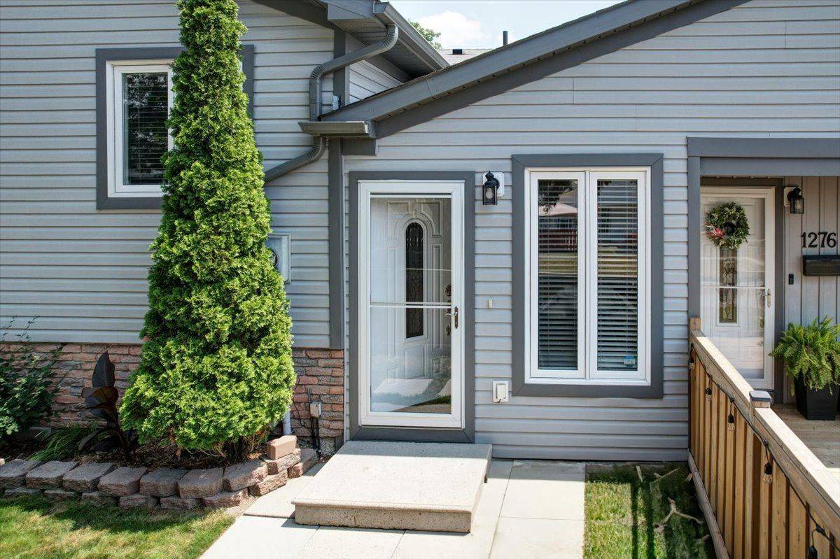 Oshawa, ON L1K 1H5,1276 Astra AVE
